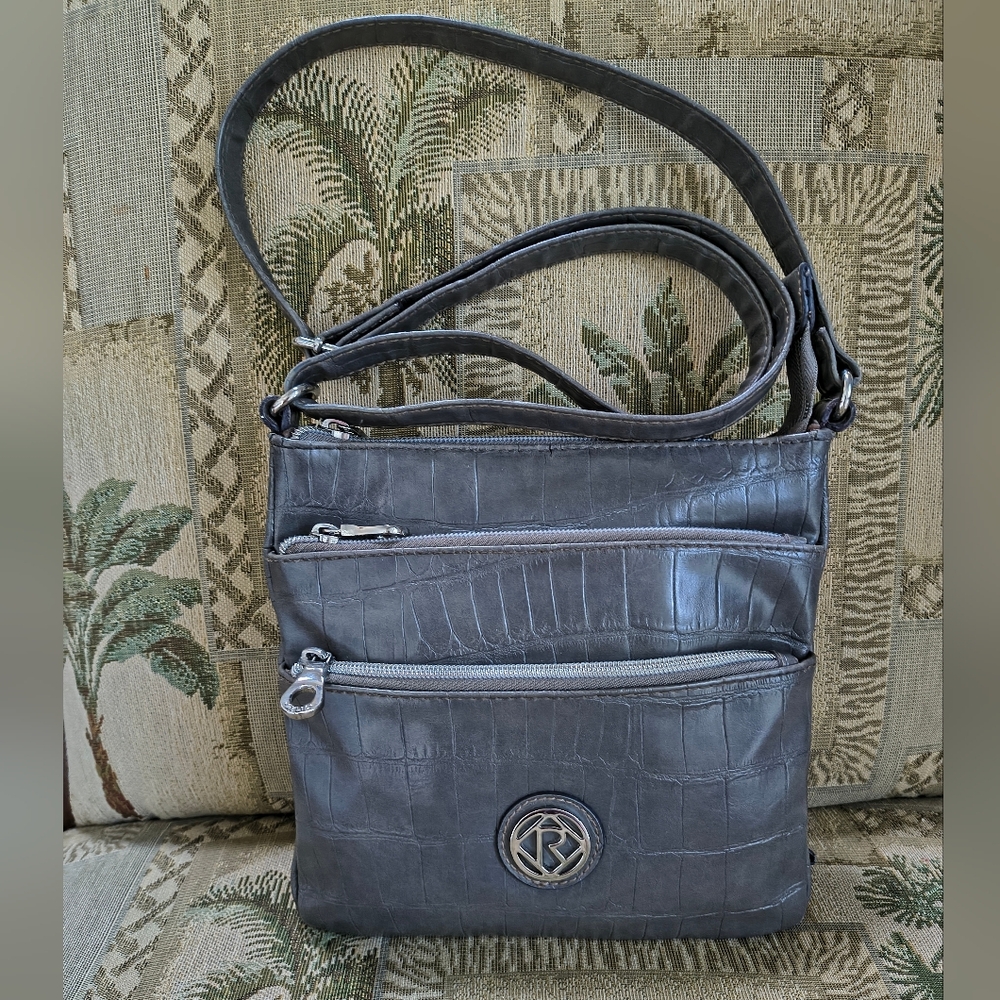 Relic Nwot Grey Shoulder Bag *Recently Reduced